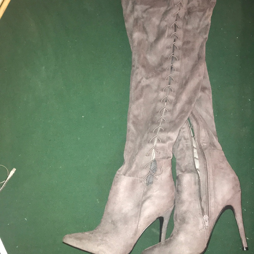 Sz 10W Knee High Slate Gray Stiletto Boot